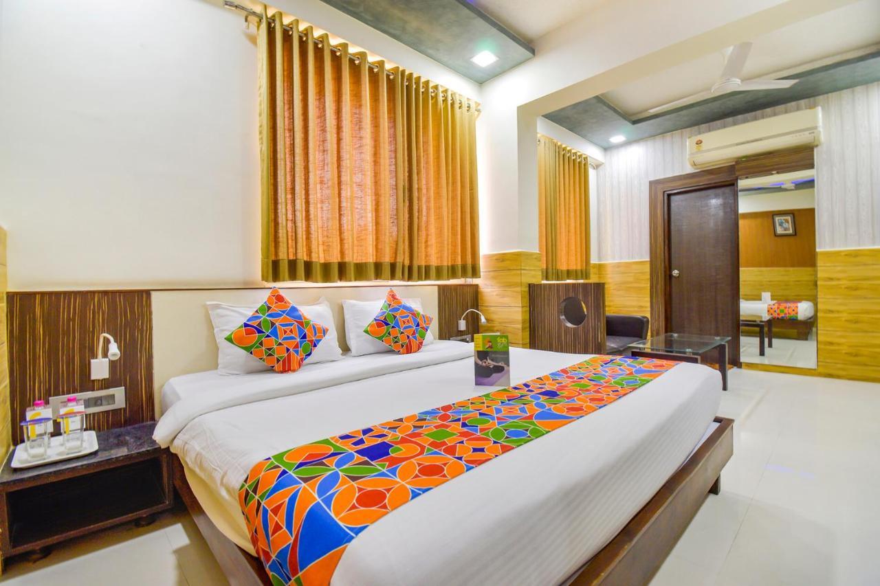 Fabhotel Kohinoor Plaza อาเมดาบัด ภายนอก รูปภาพ