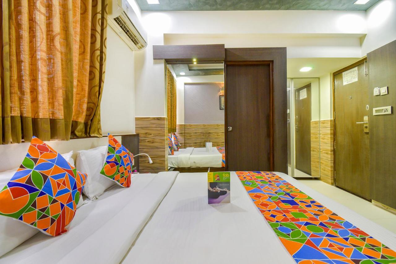 Fabhotel Kohinoor Plaza อาเมดาบัด ภายนอก รูปภาพ