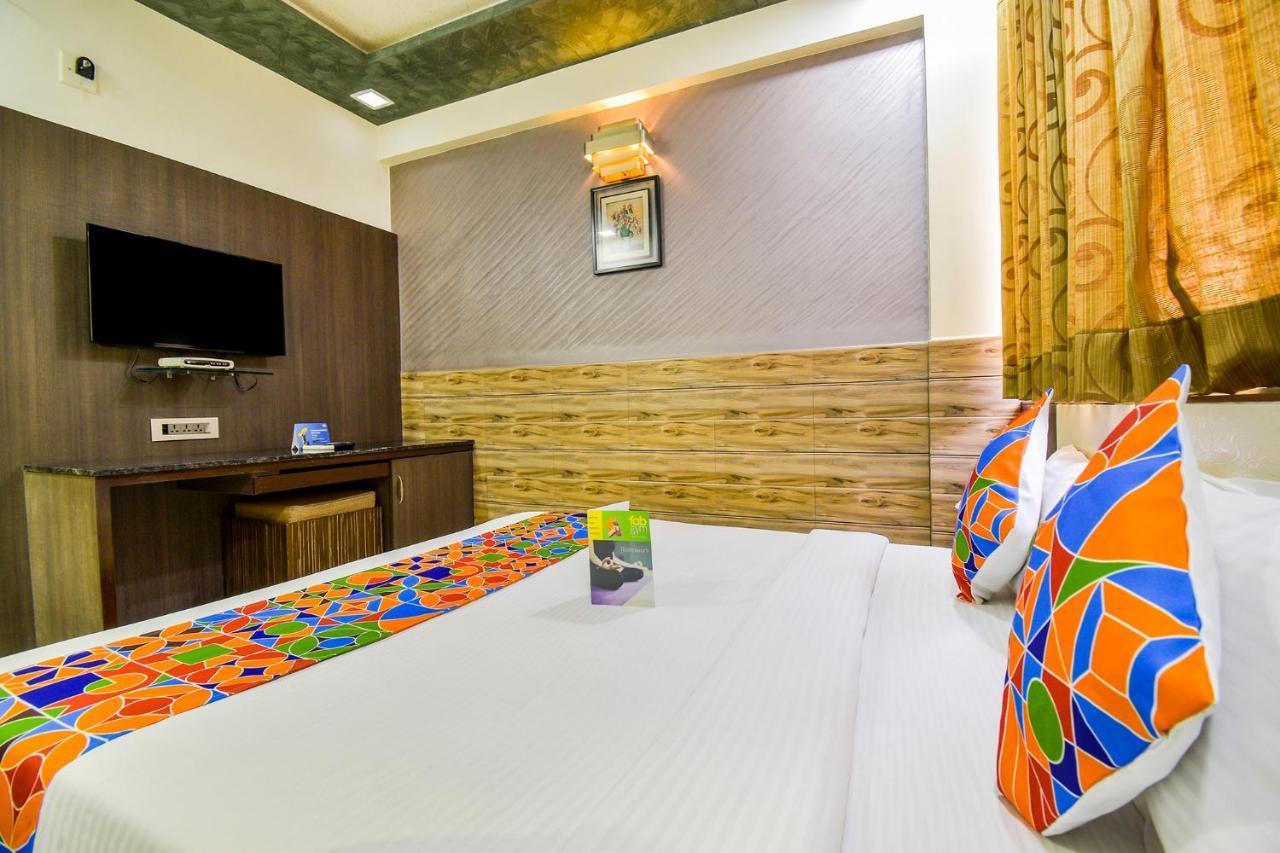 Fabhotel Kohinoor Plaza อาเมดาบัด ภายนอก รูปภาพ